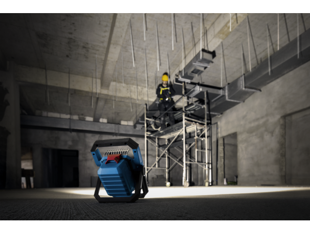 Brezžična svetilka Bosch za uporabo na gradbišču GLI 18V-3000, 06014A8100